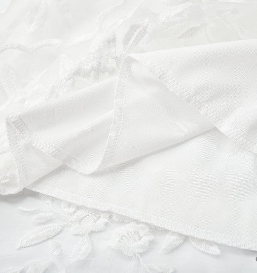 Margarete | Elegantes weißes rückenfreies Mini-Sommerkleid mit V-Ausschnitt für Damen