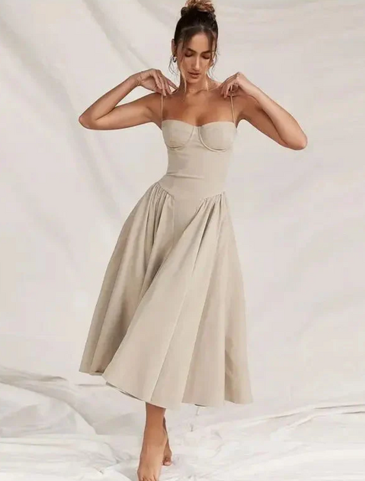 Nele | Stilvolles, leichtes Kleid mit V-Ausschnitt