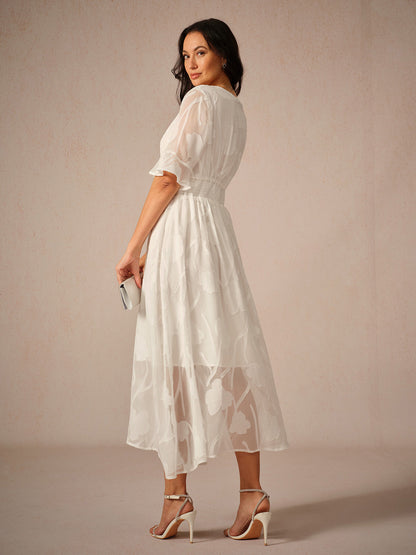 Dora | Elegantes Midikleid mit Flatterärmeln