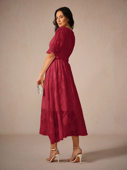 Dora | Elegantes Midikleid mit Flatterärmeln