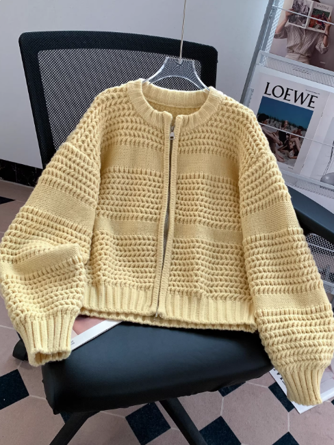Mara | Damen Strickjacke mit Reißverschluss
