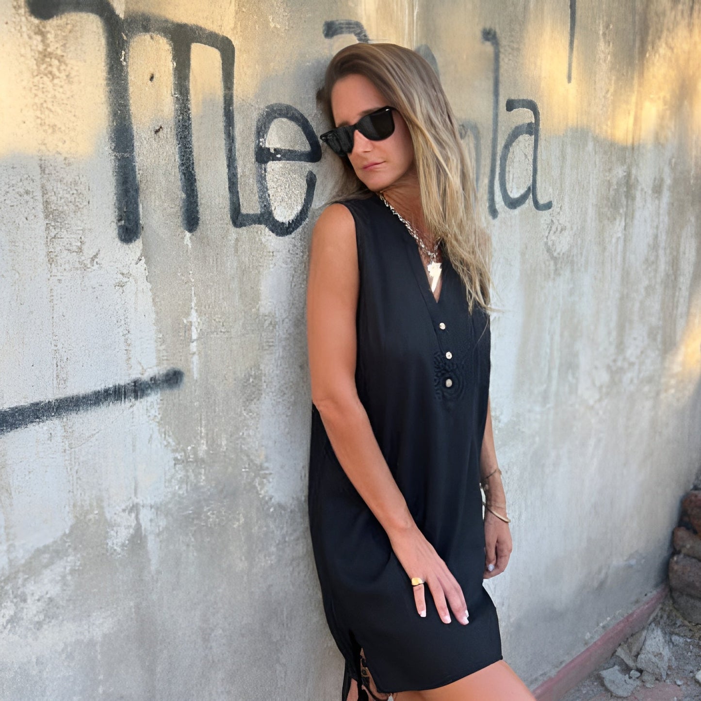 Sonja | Luftiges, leichtes, ärmelloses Kleid